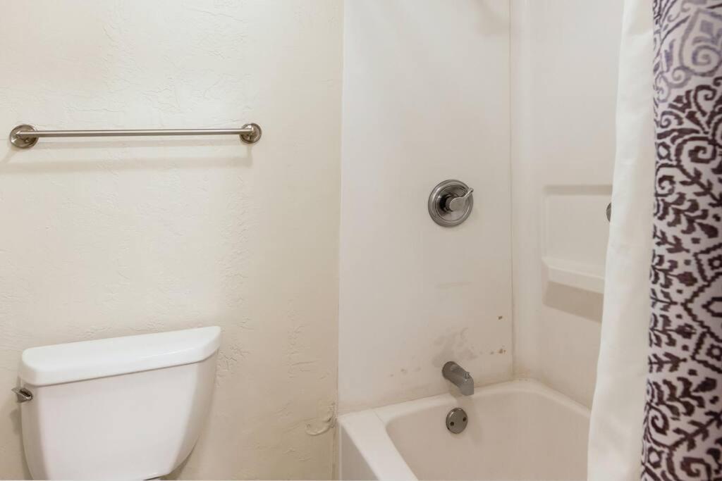 Lovely 1 Bedroom With Kitchen, Free Wifi & Parking Kapa'a Exteriör bild